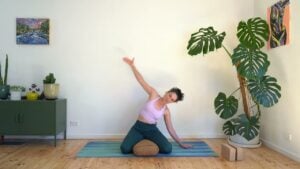 Energising yoga flow for pregnancy
